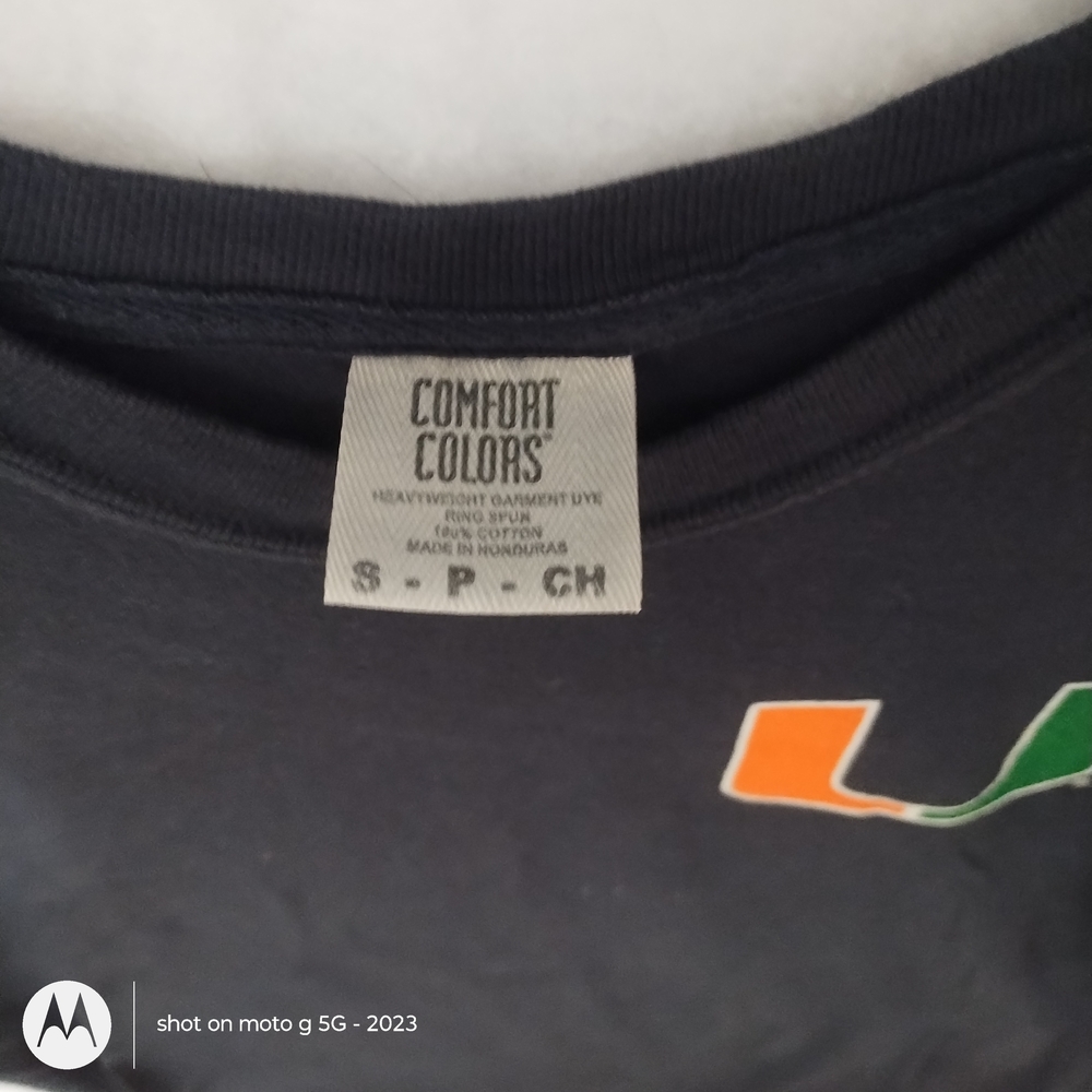 Miami Hurricanes Black t Shirt, Canes "U" On Front,Canes Graffics On Back - Picture 4 of 5